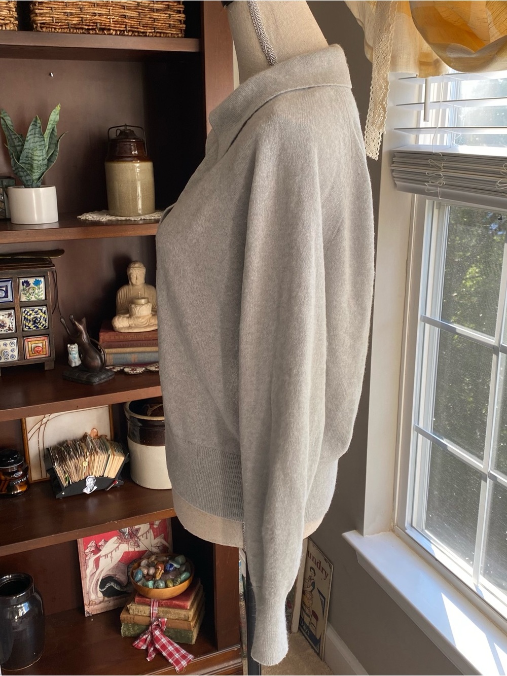 J. Crew 100% Cashmere Light Gray V-Neck Collared Polo Sweater EUC - Picture 6 of 12